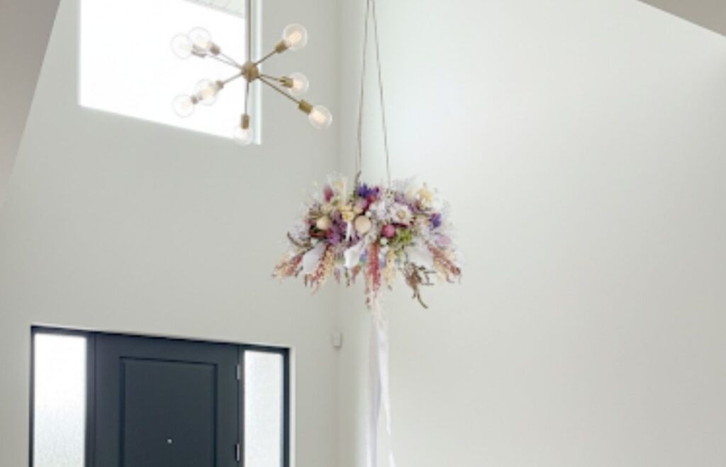 天井から吊るして飾るリング型のフライングリース